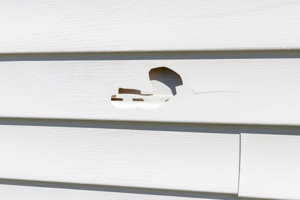 Cost of White Vinyl Siding Repair in Cherry Hill